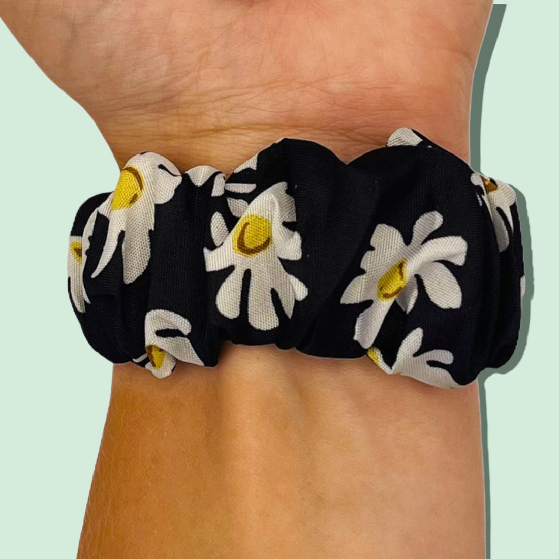 daisy-garmin-venu-x1-watch-straps-nz-scrunchies-watch-bands-aus