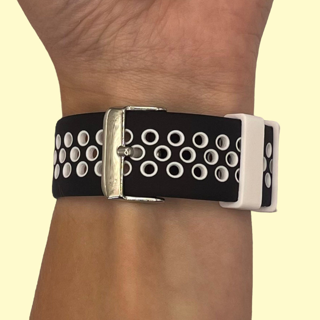 black-white-polar-vantage-v3-watch-straps-nz-silicone-sports-watch-bands-aus-808211